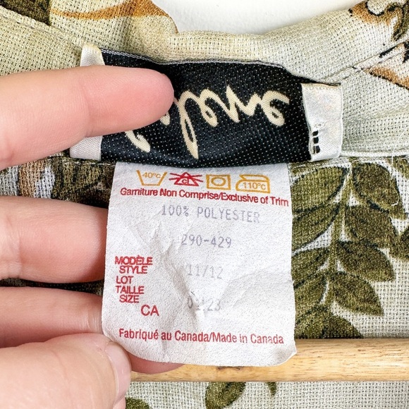 Vintage blouse - jungle/animal theme - relaxed fit 11/12 - Picture 7 of 7